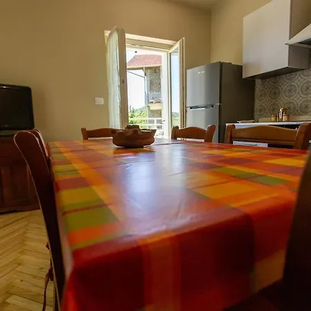 公寓 Corte Girodo - Girasole Rubiana